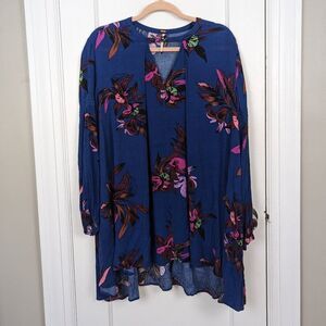 Free People | Blue Floral Oversized Long Sleeve Tunic Top Size Small